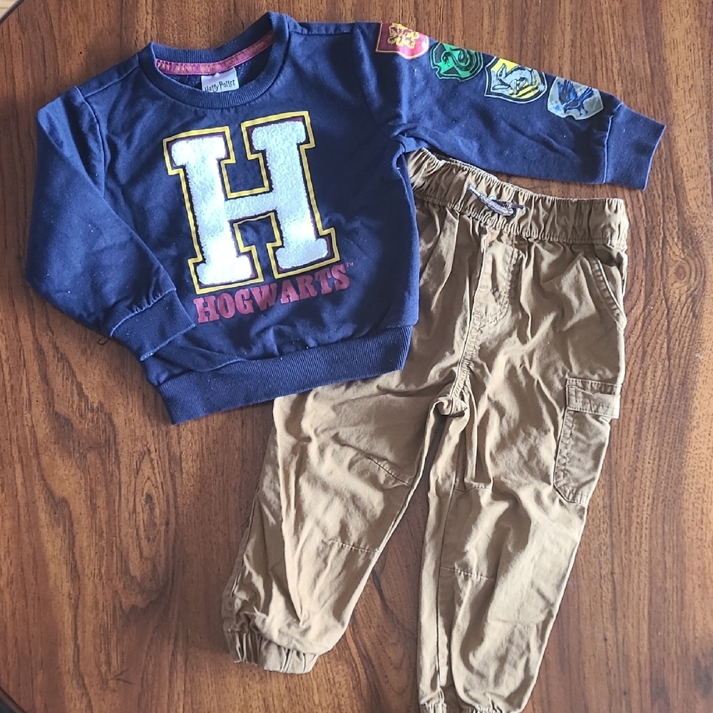 Hogwarts Harry Potter MAD Engine Blue Crewneck Tan Pants (🛍 Bundle ANY 6/$36)